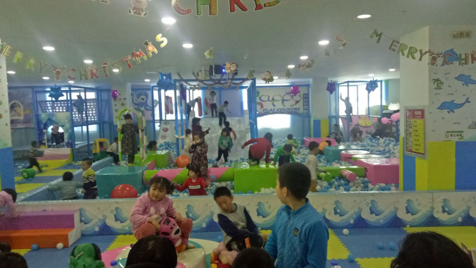 室内儿童乐园设备直销厂家哪个好